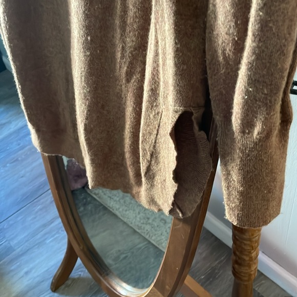 medium Merino wool J crew sweater - Picture 4 of 5